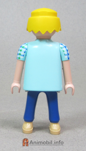 Boys Series 20 Two Skateboarder