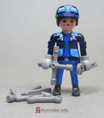 Girls Series Eighteen 8 Mechanic