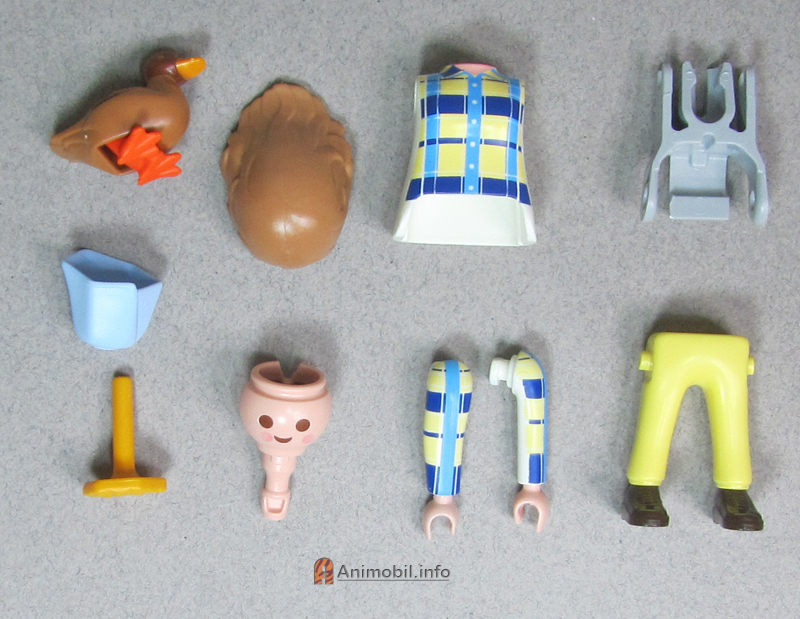 Girls Series 20 Twelve Duck Feeder