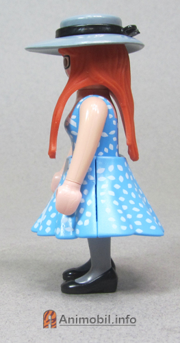 Girls Series 20 Five Shopper