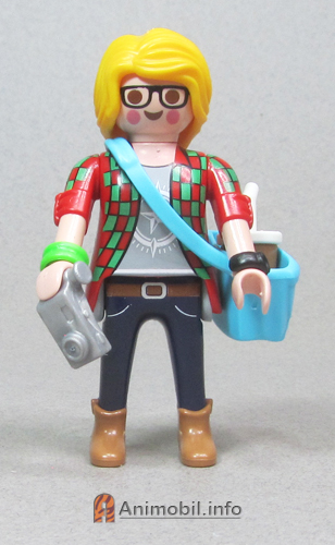 Girls Series 21 Four Tourist