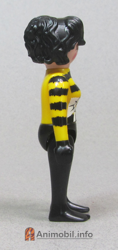 Girls Series 22 Ten Bee Girl