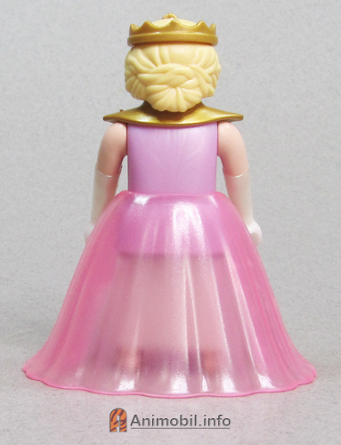 Girls Series 25 Eleven Queen