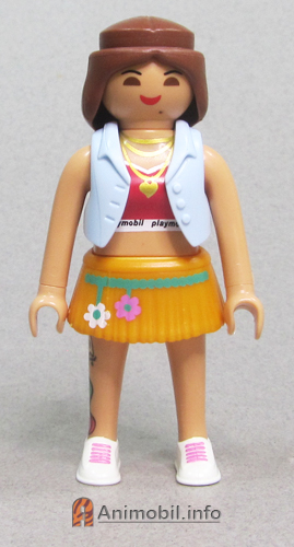 Girls Series 25 Twelve Skateboarder