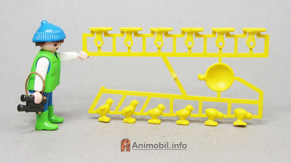Chicks 1 Legs and Bowl Sprue