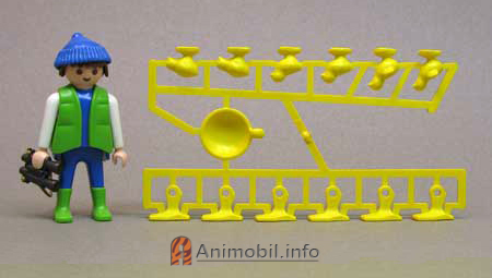 Chicks Legs and Bowl Sprue