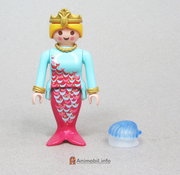 Half Clam Blue 2