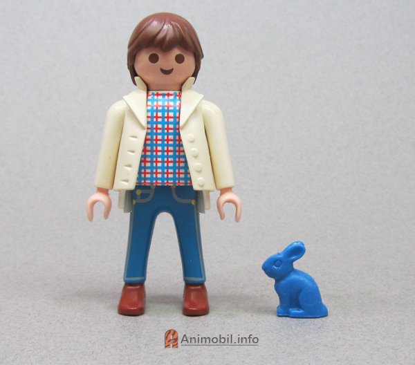 Rabbit Small Blue Sitting