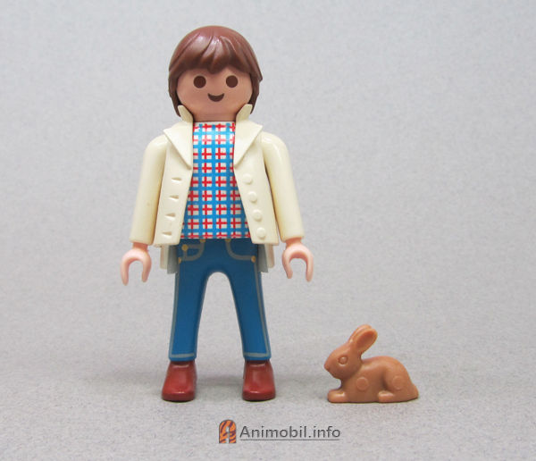 Rabbit Small Tan Crouching