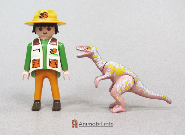 Velociraptor 15 Brown